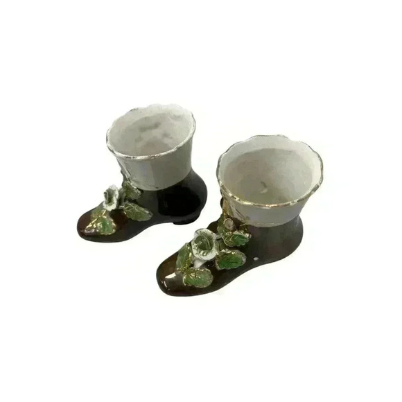 Set of Vintage Porcelain Miniature Shoe Vases Brown with Applied Flowers 3" Tall - Picture 2 of 9